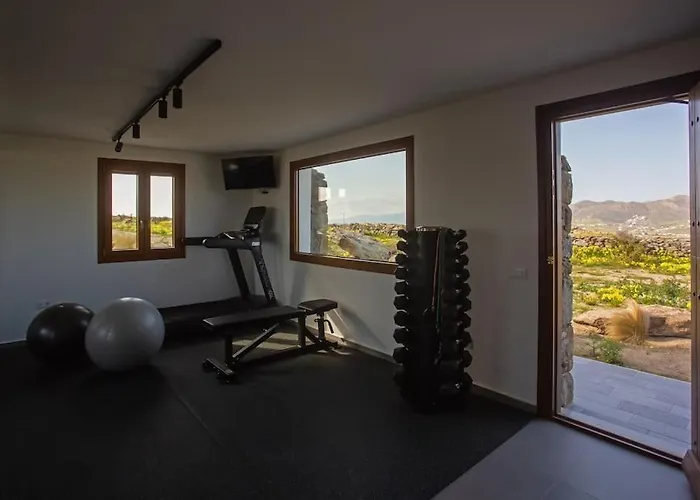 Ktima Lipsi, Panorama Pool Views * Kluvász