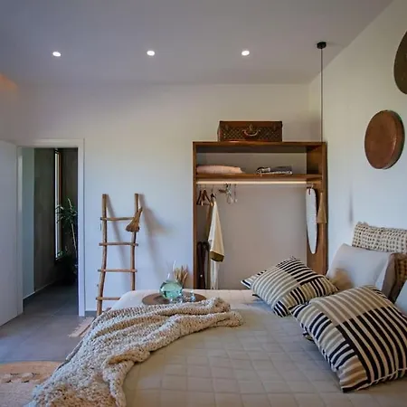 Ktima Lipsi, Panorama Pool Views * Kluvász