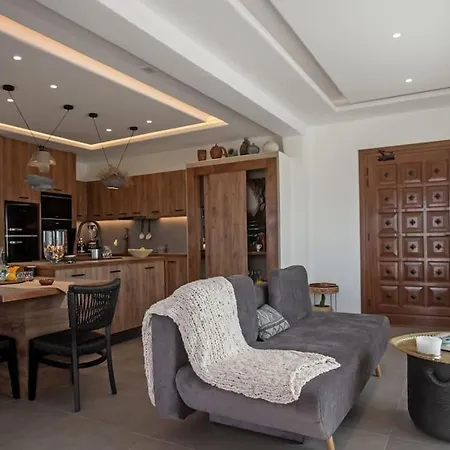 Ktima Lipsi, Panorama Pool Views Kluvász