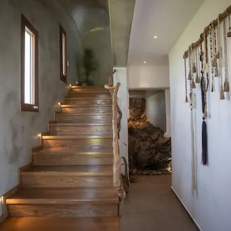 Ktima Lipsi, Panorama Pool Views Villa Kluvász